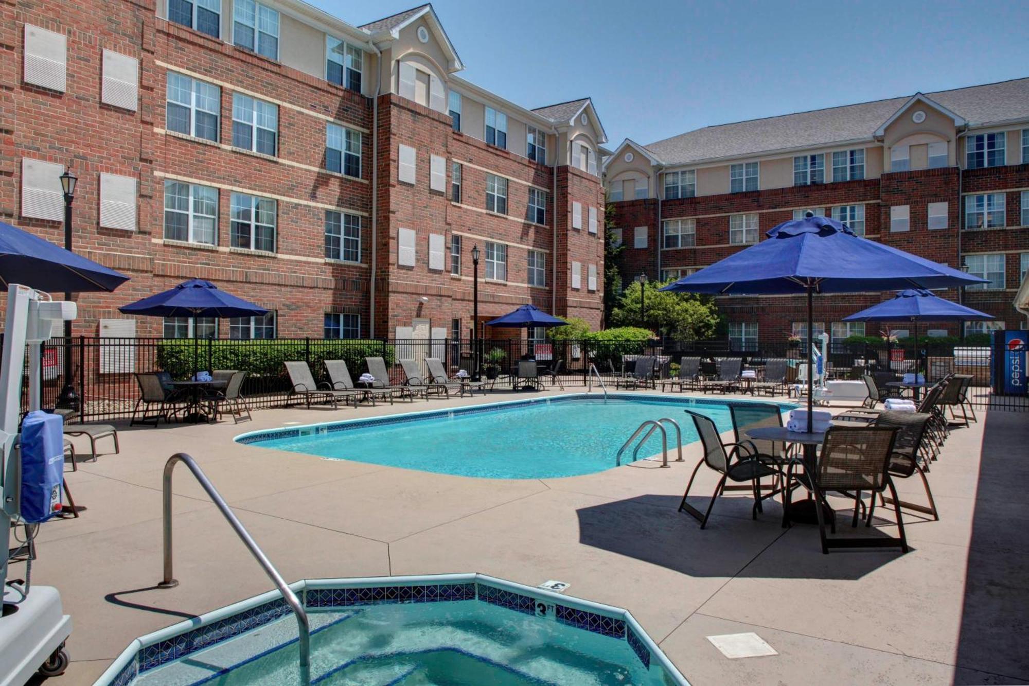 Residence Inn By Marriott Cleveland Beachwood Exterior photo