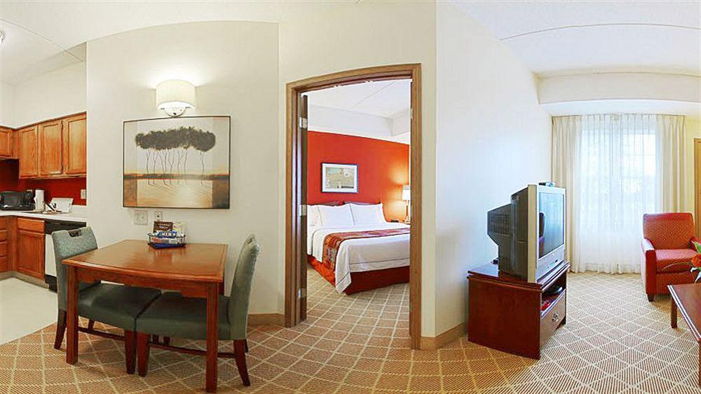 Residence Inn By Marriott Cleveland Beachwood Exterior photo